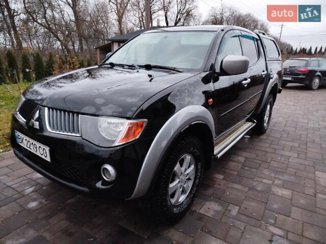 Чорний Міцубісі Л 200, об'ємом двигуна 2.48 л та пробігом 219 тис. км за 10500 $, фото 21 на Automoto.ua