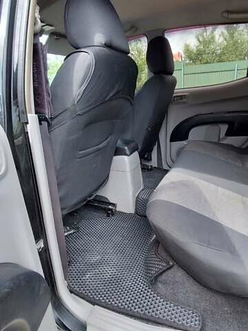 Черный Мицубиси Л 200, объемом двигателя 2.48 л и пробегом 392 тыс. км за 15500 $, фото 21 на Automoto.ua