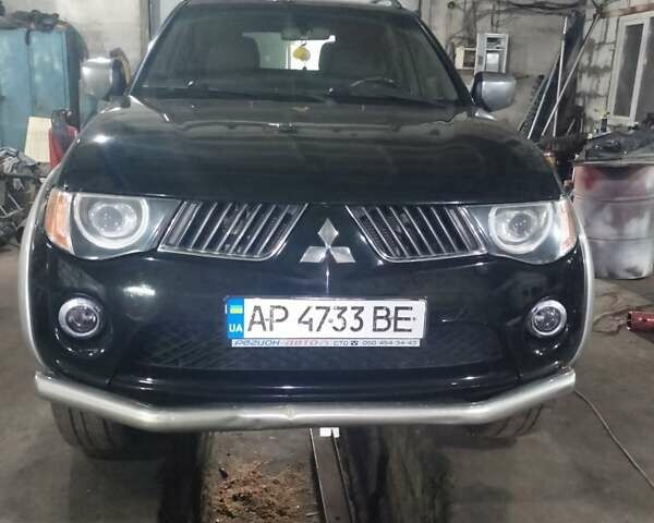 Чорний Міцубісі Л 200, об'ємом двигуна 2.5 л та пробігом 285 тис. км за 15000 $, фото 6 на Automoto.ua