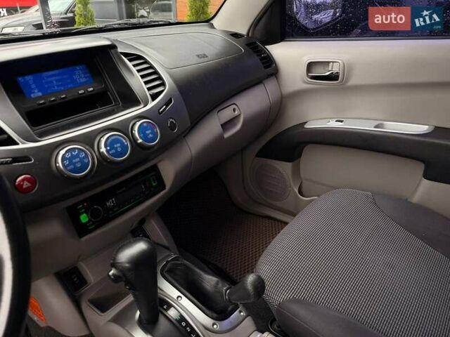 Чорний Міцубісі Л 200, об'ємом двигуна 2.48 л та пробігом 337 тис. км за 14698 $, фото 24 на Automoto.ua