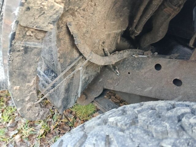 Черный Мицубиси Л 200, объемом двигателя 0 л и пробегом 230 тыс. км за 1420 $, фото 6 на Automoto.ua