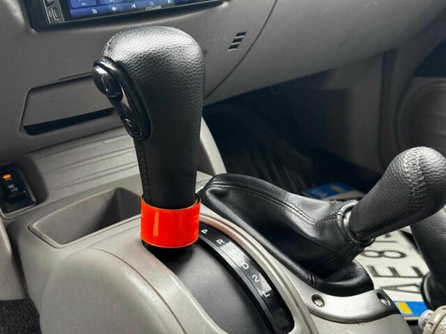 Чорний Міцубісі Л 200, об'ємом двигуна 2.5 л та пробігом 330 тис. км за 9890 $, фото 12 на Automoto.ua