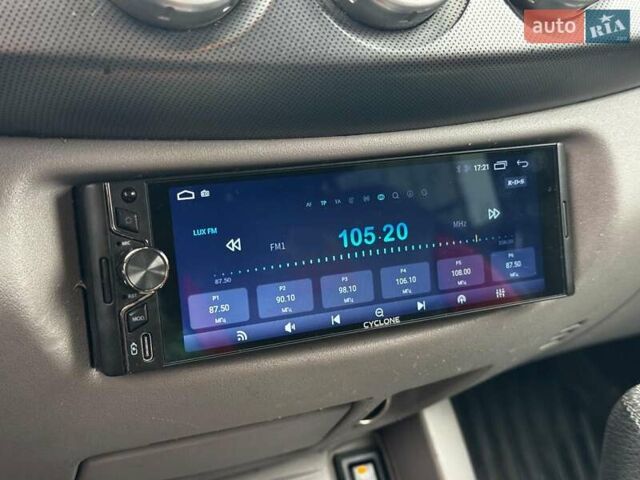 Черный Мицубиси Л 200, объемом двигателя 2.5 л и пробегом 330 тыс. км за 9890 $, фото 19 на Automoto.ua