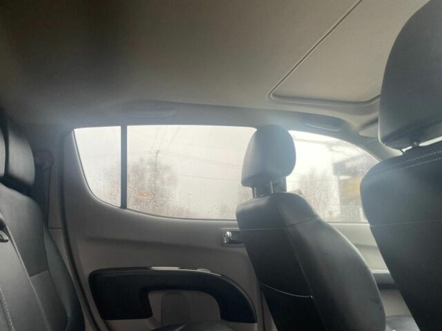 Черный Мицубиси Л 200, объемом двигателя 2.5 л и пробегом 145 тыс. км за 6800 $, фото 12 на Automoto.ua