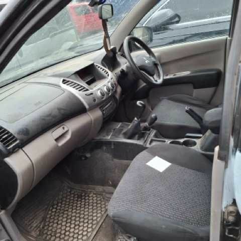 Чорний Міцубісі Л 200, об'ємом двигуна 2.5 л та пробігом 270 тис. км за 4500 $, фото 18 на Automoto.ua