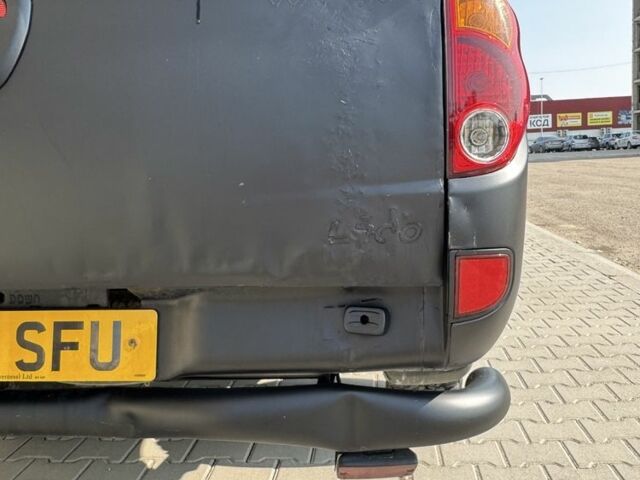 Черный Мицубиси Л 200, объемом двигателя 2.5 л и пробегом 93 тыс. км за 6600 $, фото 7 на Automoto.ua