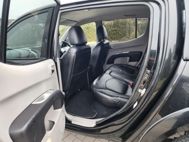 Черный Мицубиси Л 200, объемом двигателя 2.5 л и пробегом 114 тыс. км за 8748 $, фото 19 на Automoto.ua