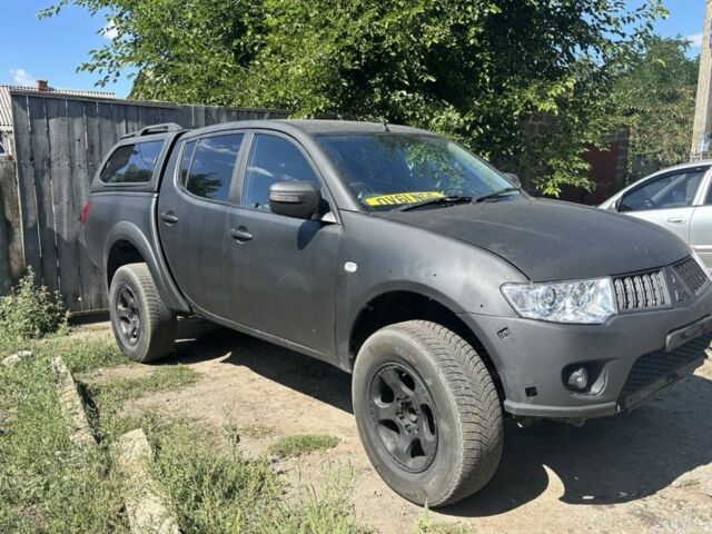 Чорний Міцубісі Л 200, об'ємом двигуна 2.2 л та пробігом 3 тис. км за 6757 $, фото 1 на Automoto.ua