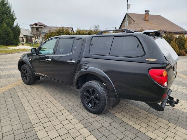 Черный Мицубиси Л 200, объемом двигателя 2.5 л и пробегом 114 тыс. км за 8748 $, фото 9 на Automoto.ua