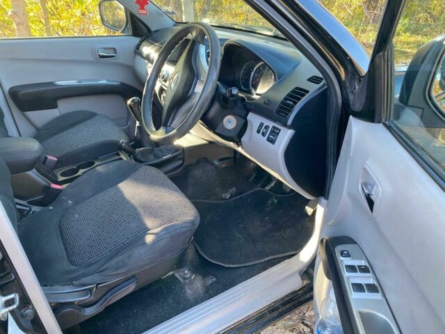 Черный Мицубиси Л 200, объемом двигателя 2.5 л и пробегом 163 тыс. км за 7600 $, фото 13 на Automoto.ua