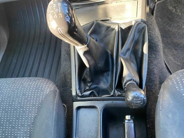 Черный Мицубиси Л 200, объемом двигателя 2.5 л и пробегом 163 тыс. км за 7600 $, фото 18 на Automoto.ua