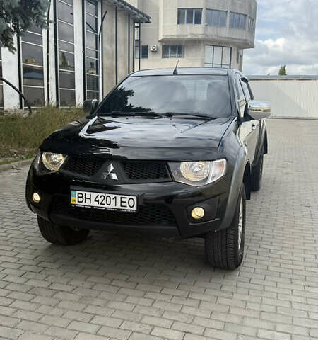 Міцубісі Л 200 2013 у Одесі на Automoto.ua Чорний Міцубісі Л 200, об'ємом двигуна 2.48 л та пробігом 94 тис. км за 14800 $, фото 20 на Automoto.ua