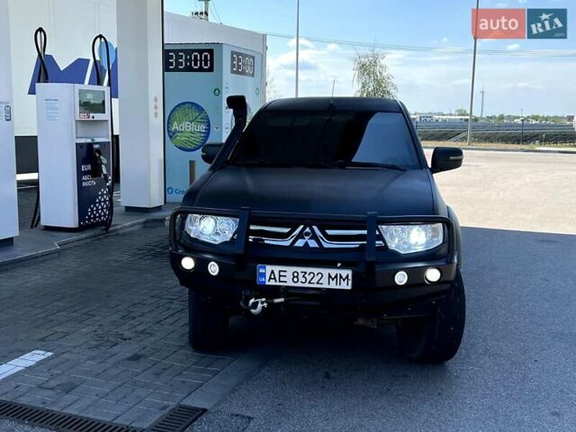 Чорний Міцубісі Л 200, об'ємом двигуна 2.48 л та пробігом 165 тис. км за 16300 $, фото 3 на Automoto.ua