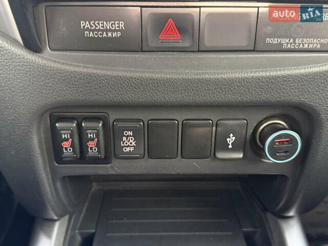 Чорний Міцубісі Л 200, об'ємом двигуна 2.44 л та пробігом 190 тис. км за 19900 $, фото 21 на Automoto.ua