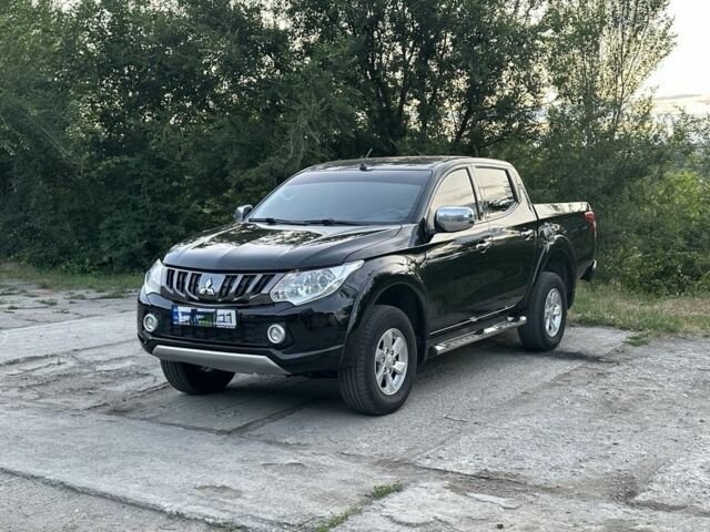 Мицубиси Л 200 2016 в Днепре (Днепропетровске) на Automoto.ua Черный Мицубиси Л 200, объемом двигателя 2.4 л и пробегом 186 тыс. км за 19900 $, фото 1 на Automoto.ua