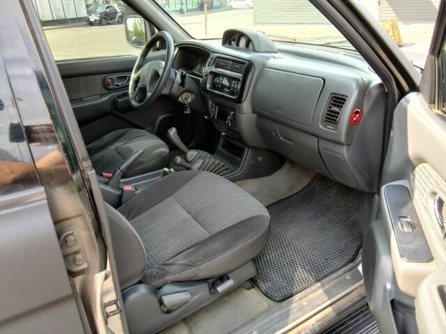 Чорний Міцубісі Л 200, об'ємом двигуна 2.5 л та пробігом 260 тис. км за 7000 $, фото 5 на Automoto.ua