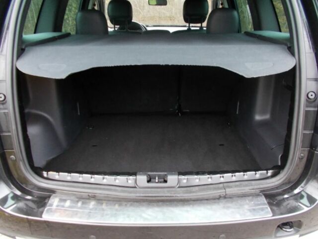 Чорний Міцубісі Л 200, об'ємом двигуна 3.2 л та пробігом 241 тис. км за 2950 $, фото 6 на Automoto.ua