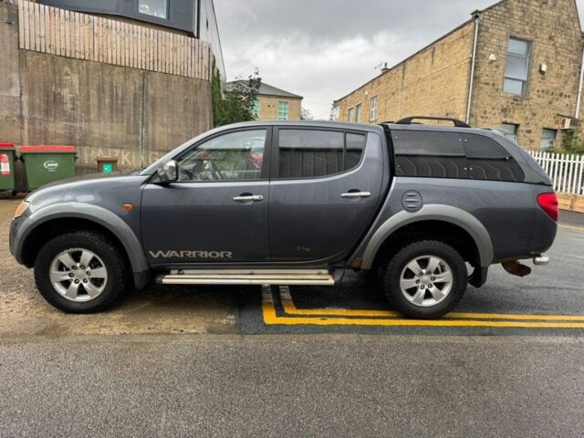 Фіолетовий Міцубісі Л 200, об'ємом двигуна 2.5 л та пробігом 130 тис. км за 7000 $, фото 3 на Automoto.ua