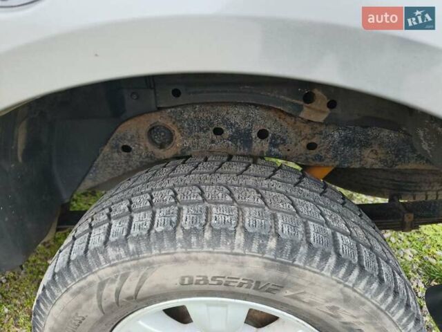 Коричневый Мицубиси Л 200, объемом двигателя 2.48 л и пробегом 251 тыс. км за 15500 $, фото 19 на Automoto.ua