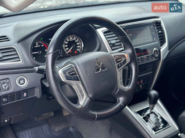 Коричневий Міцубісі Л 200, об'ємом двигуна 2.44 л та пробігом 107 тис. км за 29999 $, фото 10 на Automoto.ua