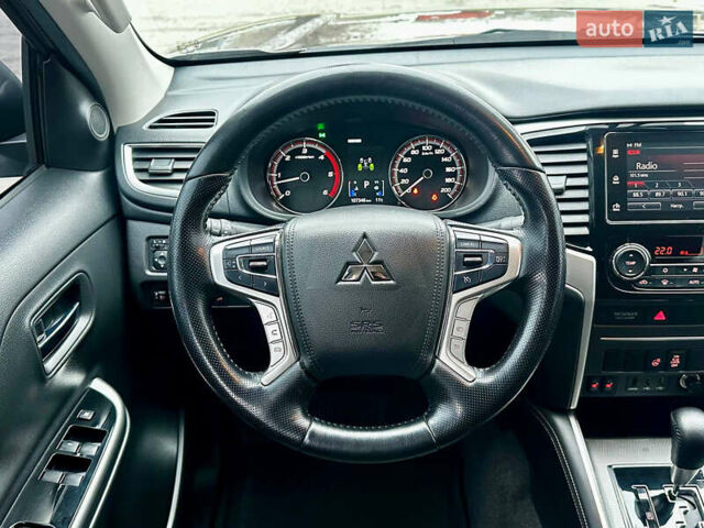 Коричневий Міцубісі Л 200, об'ємом двигуна 2.44 л та пробігом 107 тис. км за 29999 $, фото 13 на Automoto.ua