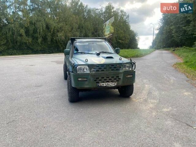 Красный Мицубиси Л 200, объемом двигателя 2.5 л и пробегом 200 тыс. км за 10140 $, фото 7 на Automoto.ua