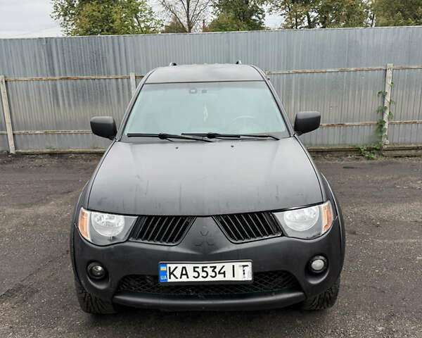 Червоний Міцубісі Л 200, об'ємом двигуна 2.5 л та пробігом 281 тис. км за 11500 $, фото 15 на Automoto.ua