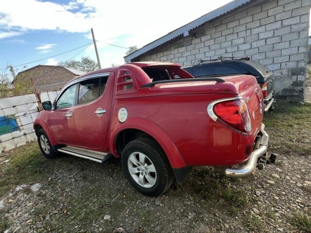 Мицубиси Л 200 2008 в Коломые на Automoto.ua Красный Мицубиси Л 200, объемом двигателя 2.5 л и пробегом 197 тыс. км за 6409 $, фото 2 на Automoto.ua