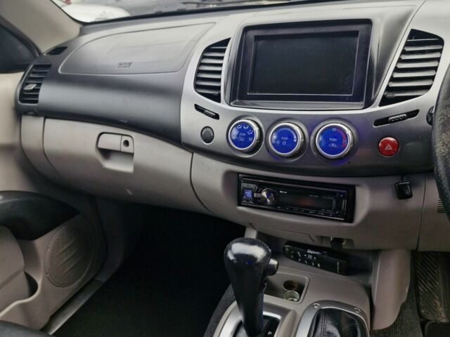 Червоний Міцубісі Л 200, об'ємом двигуна 0 л та пробігом 126 тис. км за 6955 $, фото 21 на Automoto.ua