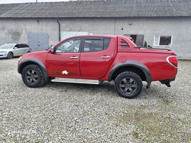 Червоний Міцубісі Л 200, об'ємом двигуна 0 л та пробігом 126 тис. км за 6955 $, фото 7 на Automoto.ua