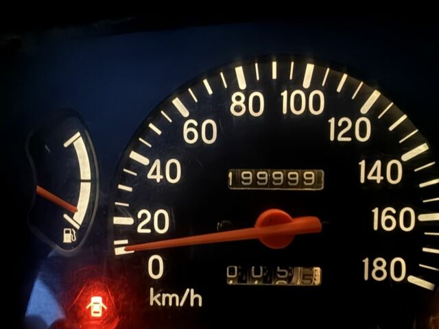 Мицубиси Л 200, объемом двигателя 2.5 л и пробегом 200 тыс. км за 5850 $, фото 7 на Automoto.ua