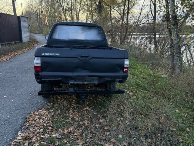 Мицубиси Л 200, объемом двигателя 2.5 л и пробегом 200 тыс. км за 5850 $, фото 2 на Automoto.ua