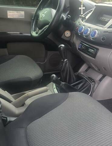 Мицубиси Л 200 2006 в Краматорске на Automoto.ua Мицубиси Л 200, объемом двигателя 0 л и пробегом 223 тыс. км за 8000 $, фото 1 на Automoto.ua