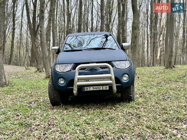 Мицубиси Л 200, объемом двигателя 2.5 л и пробегом 350 тыс. км за 11500 $, фото 43 на Automoto.ua