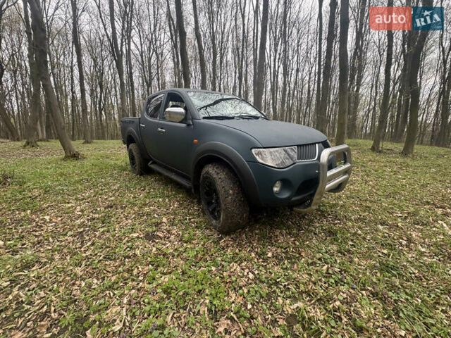 Мицубиси Л 200, объемом двигателя 2.5 л и пробегом 350 тыс. км за 11500 $, фото 23 на Automoto.ua