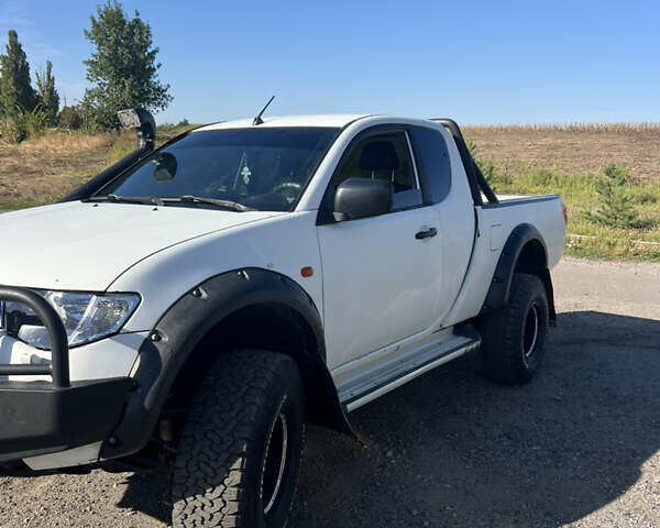 Міцубісі Л 200, об'ємом двигуна 2.5 л та пробігом 227 тис. км за 15000 $, фото 2 на Automoto.ua