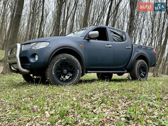 Мицубиси Л 200, объемом двигателя 2.5 л и пробегом 350 тыс. км за 11500 $, фото 41 на Automoto.ua