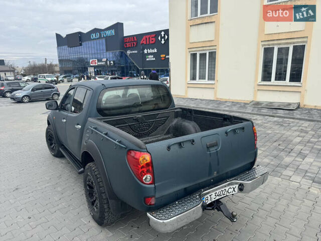 Мицубиси Л 200, объемом двигателя 2.5 л и пробегом 350 тыс. км за 11500 $, фото 13 на Automoto.ua