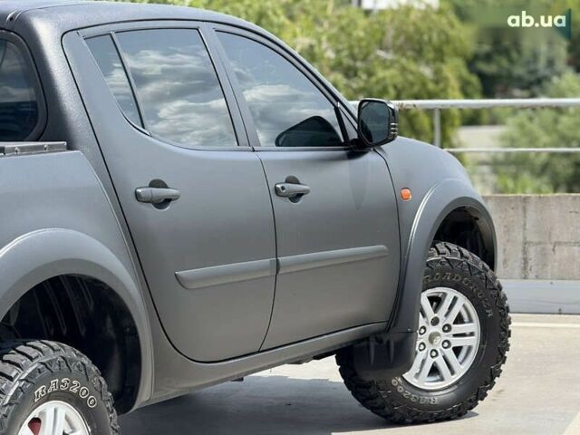 Мицубиси Л 200, объемом двигателя 2.5 л и пробегом 352 тыс. км за 11650 $, фото 19 на Automoto.ua