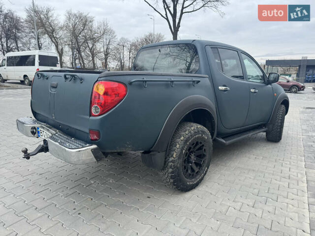 Мицубиси Л 200, объемом двигателя 2.5 л и пробегом 350 тыс. км за 11500 $, фото 9 на Automoto.ua
