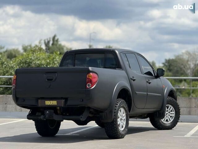 Мицубиси Л 200, объемом двигателя 2.5 л и пробегом 352 тыс. км за 11650 $, фото 17 на Automoto.ua