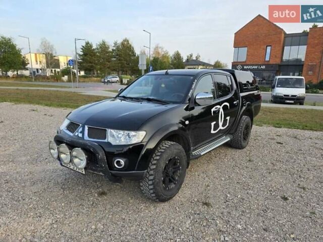 Мицубиси Л 200, объемом двигателя 2.48 л и пробегом 273 тыс. км за 3600 $, фото 2 на Automoto.ua