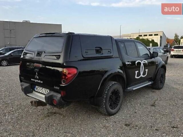 Мицубиси Л 200, объемом двигателя 2.48 л и пробегом 273 тыс. км за 3600 $, фото 6 на Automoto.ua