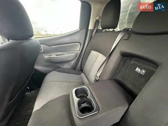 Міцубісі Л 200, об'ємом двигуна 2.44 л та пробігом 190 тис. км за 16043 $, фото 12 на Automoto.ua