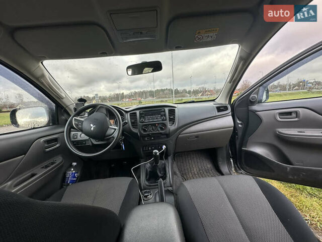 Міцубісі Л 200, об'ємом двигуна 2.44 л та пробігом 190 тис. км за 16043 $, фото 10 на Automoto.ua