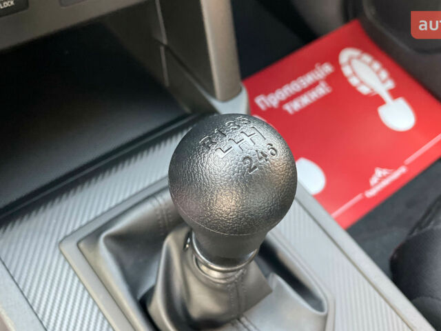 купити нове авто Міцубісі Л 200 2024 року від офіційного дилера Mitsubishi Motors Чернівці Міцубісі фото