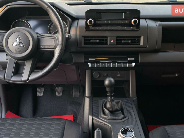 купити нове авто Міцубісі Л 200 2024 року від офіційного дилера Mitsubishi Motors Чернівці Міцубісі фото