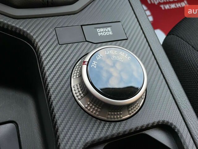 купити нове авто Міцубісі Л 200 2024 року від офіційного дилера Mitsubishi Motors Чернівці Міцубісі фото