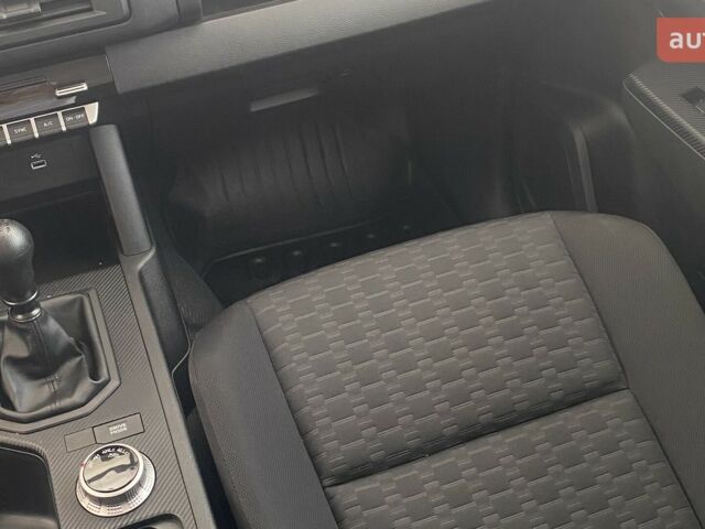 Мицубиси Л 200, объемом двигателя 2.44 л и пробегом 0 тыс. км за 43245 $, фото 14 на Automoto.ua