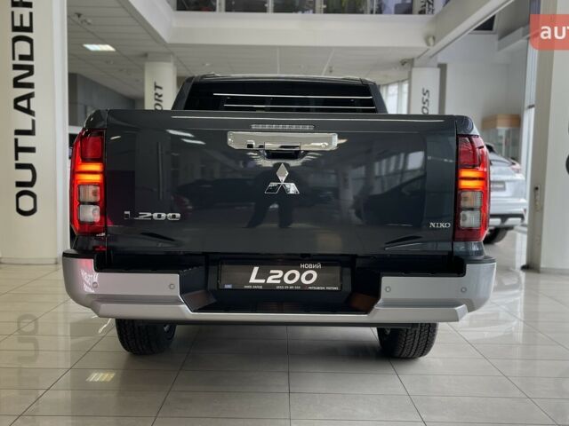 Мицубиси Л 200, объемом двигателя 2.44 л и пробегом 0 тыс. км за 47097 $, фото 12 на Automoto.ua